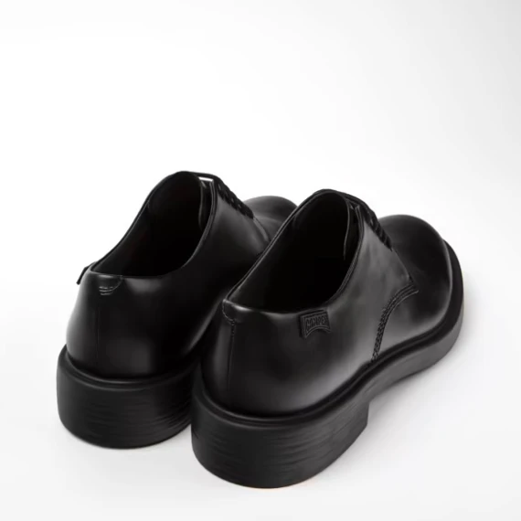 Scarpa Dean in pelle nera