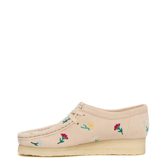 Scarpa Wallabee in pelle scamosciata beige