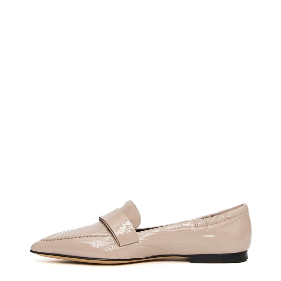 Mocassino 946A in pelle verniciata beige