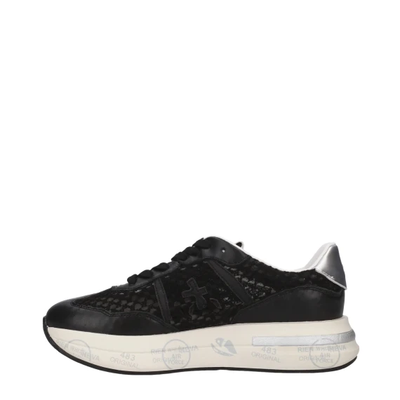 Sneakers Cassie 7389 in pelle e tessuto traforato nero